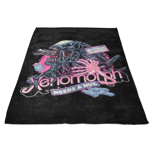 Alien Hug - Fleece Blanket