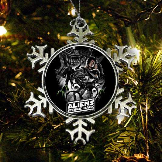 Aliens Strike Back - Ornament