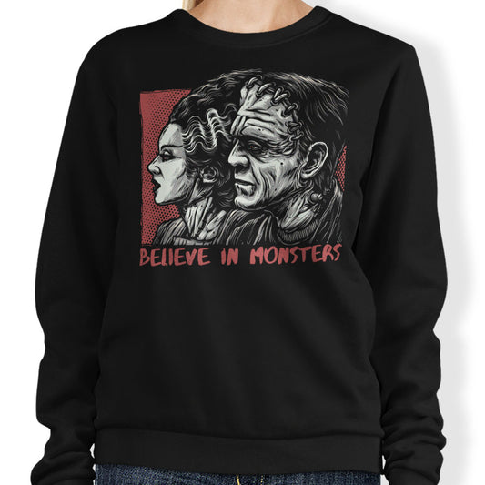 Believe in Monsters - Sweatshirt