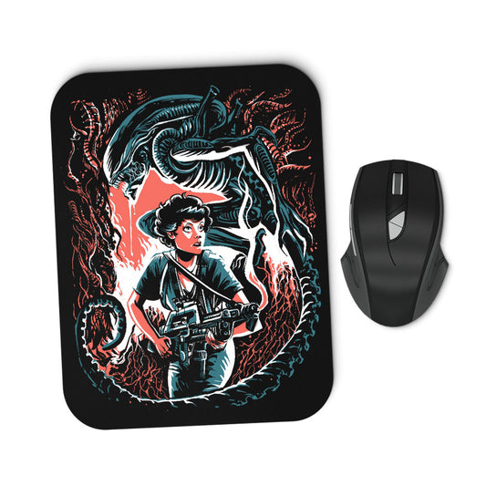 Hunter Hunted - Mousepad