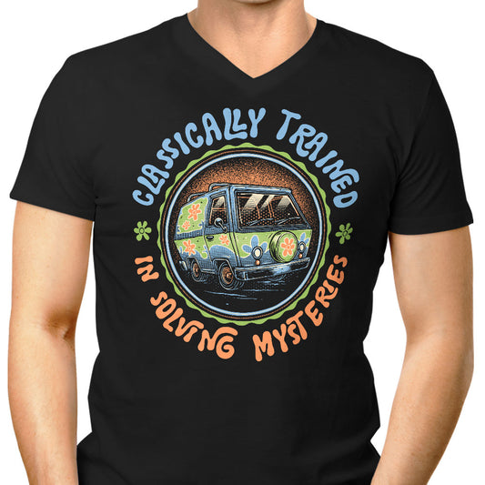 Solving Mysteries - Men's V-Neck