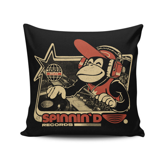 Spinnin' D - Throw Pillow
