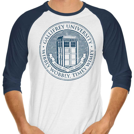 Timeless University - 3/4 Sleeve Raglan T-Shirt