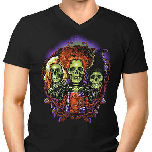 Witches Skulls - Men's V-Neck