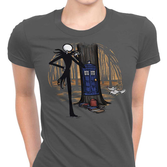 Who's This - Women's Apparel