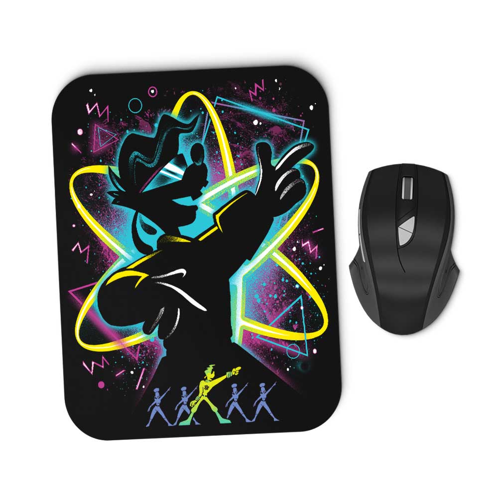 Above the Crowd - Mousepad