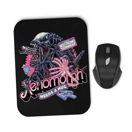 Alien Hug - Mousepad