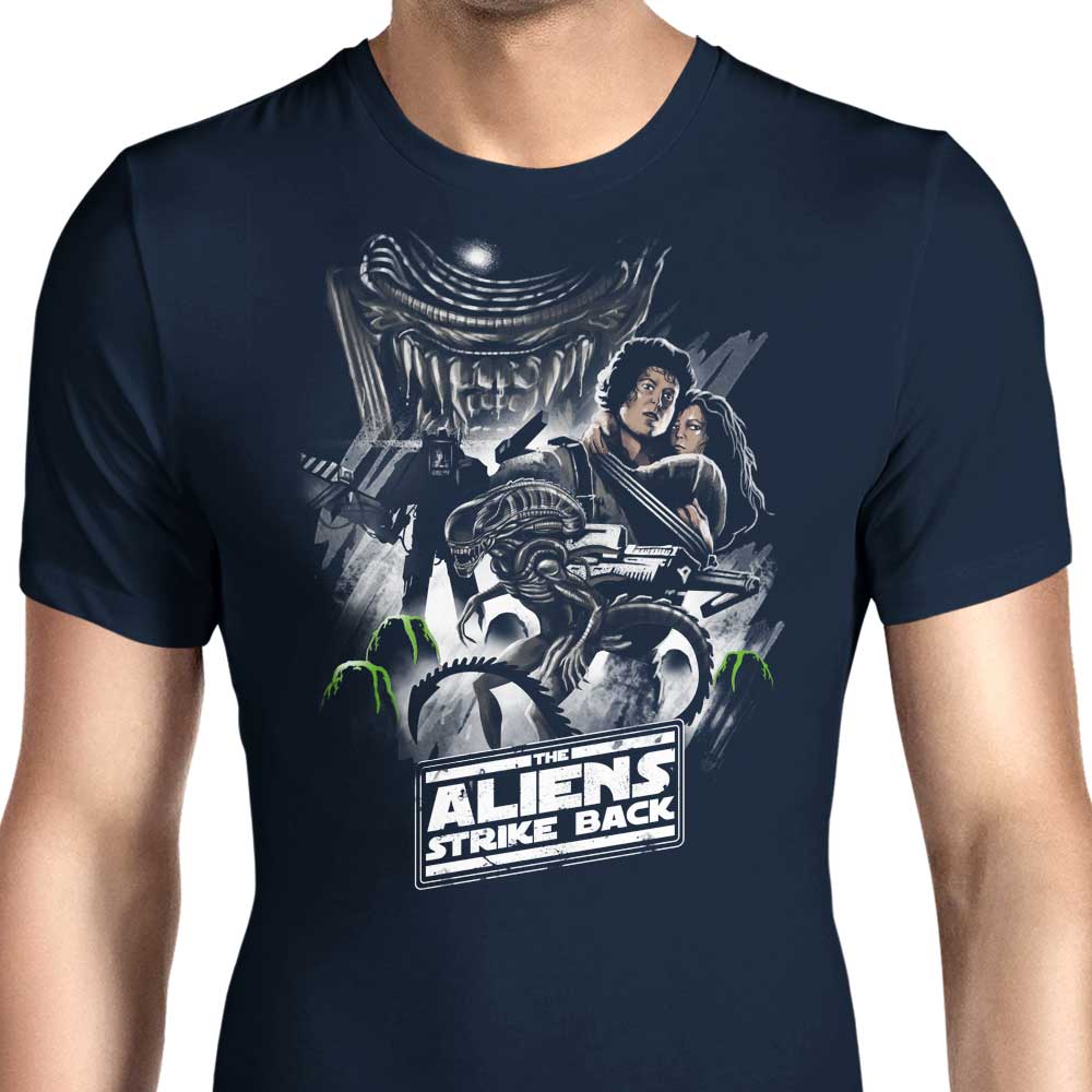 Aliens Strike Back - Men's Apparel