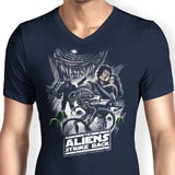 Aliens Strike Back - Men's V-Neck
