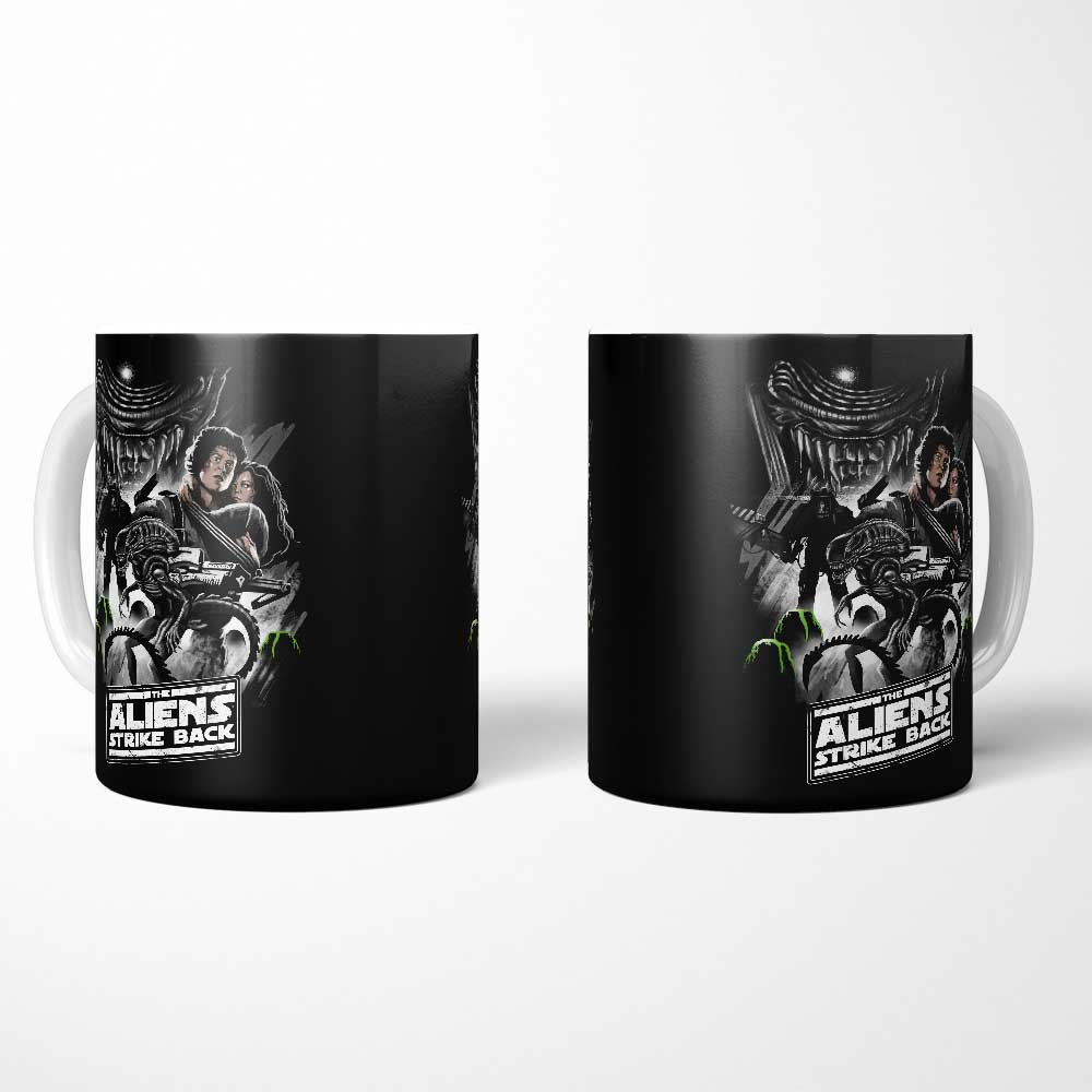 Aliens Strike Back - Mug