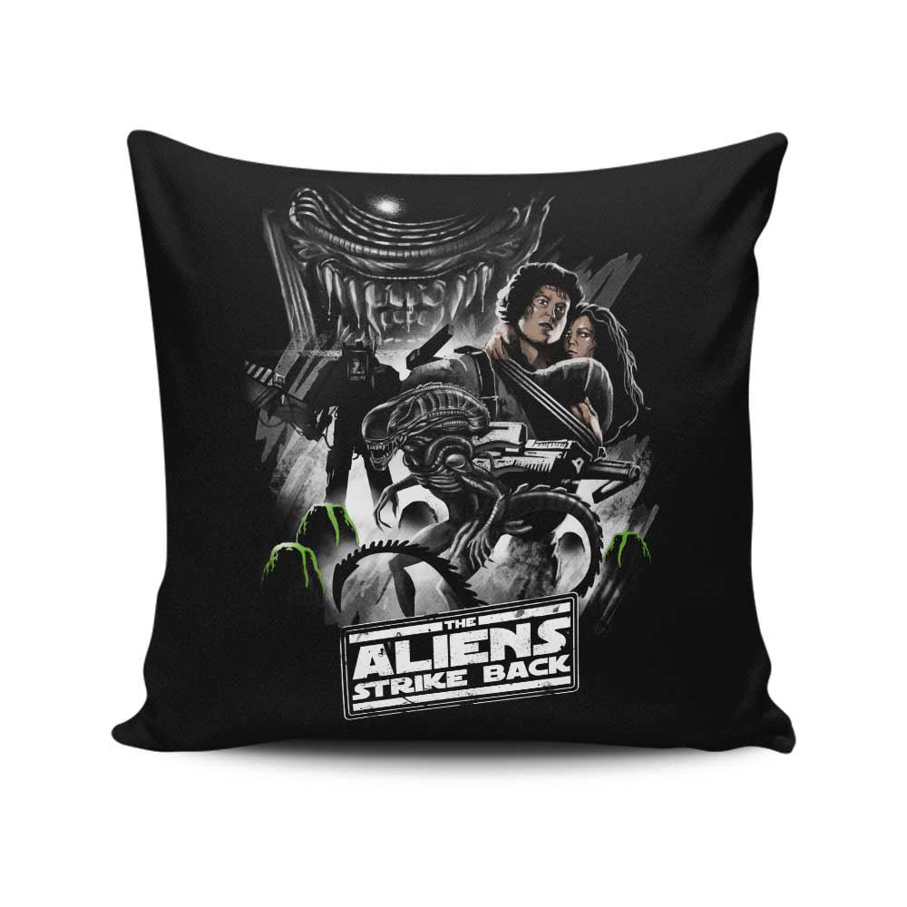 Aliens Strike Back - Throw Pillow