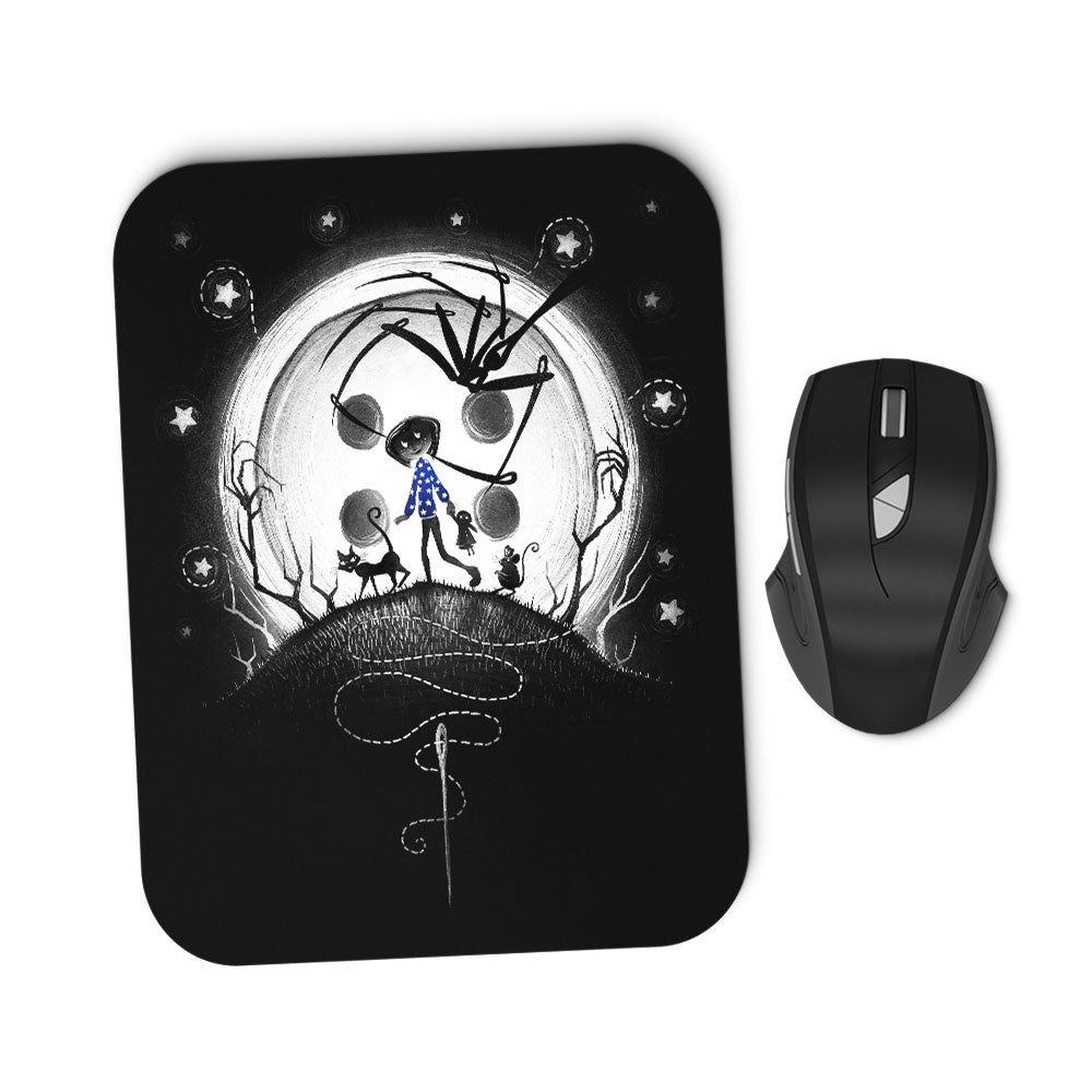 Behind the Door - Mousepad