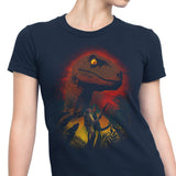 Clever Silhouette - Women's Apparel