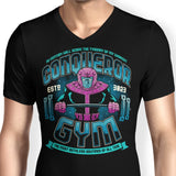 Conqueror Gym - Men's V-Neck