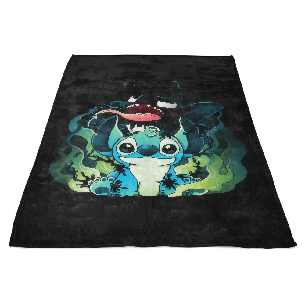 Experimental Symbiote - Fleece Blanket