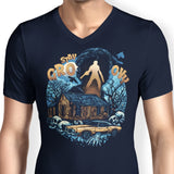 Groovy Cabin - Men's V-Neck
