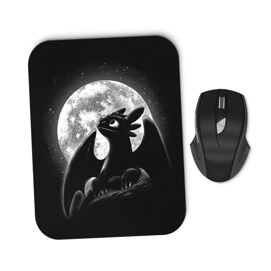 Moonlit Dragon - Mousepad