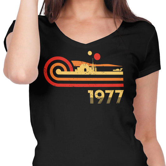 Retro Hope - Women's V-Neck