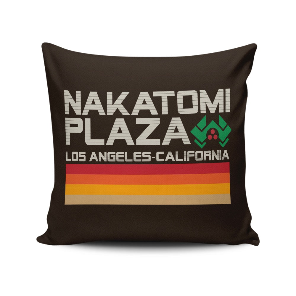 Retro Plaza - Throw Pillow