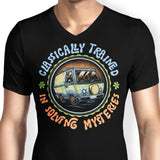 Solving Mysteries - Men's V-Neck
