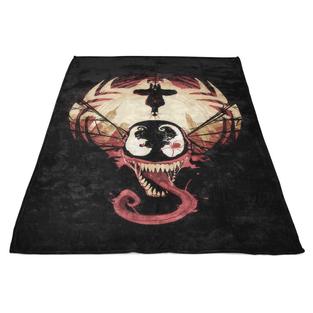 Spider's Nightmare - Fleece Blanket