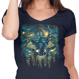 Starry Giant - Women's V-Neck