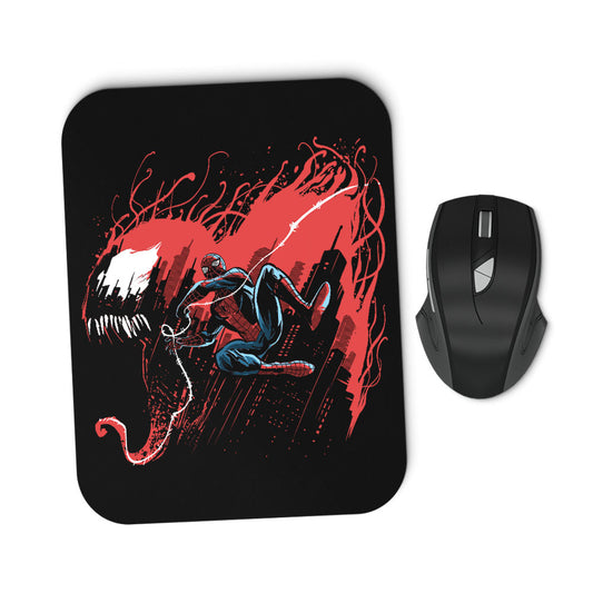 Symbiote Hunt - Mousepad