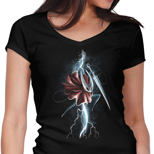 The Hornet Returns - Women's V-Neck