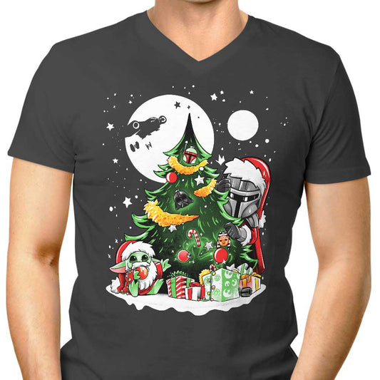 The Way of Christmas - Men's V-Neck