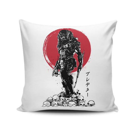 Yautja Hunter - Throw Pillow
