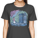 Cannot Hide Who I Am - Women's Apparel