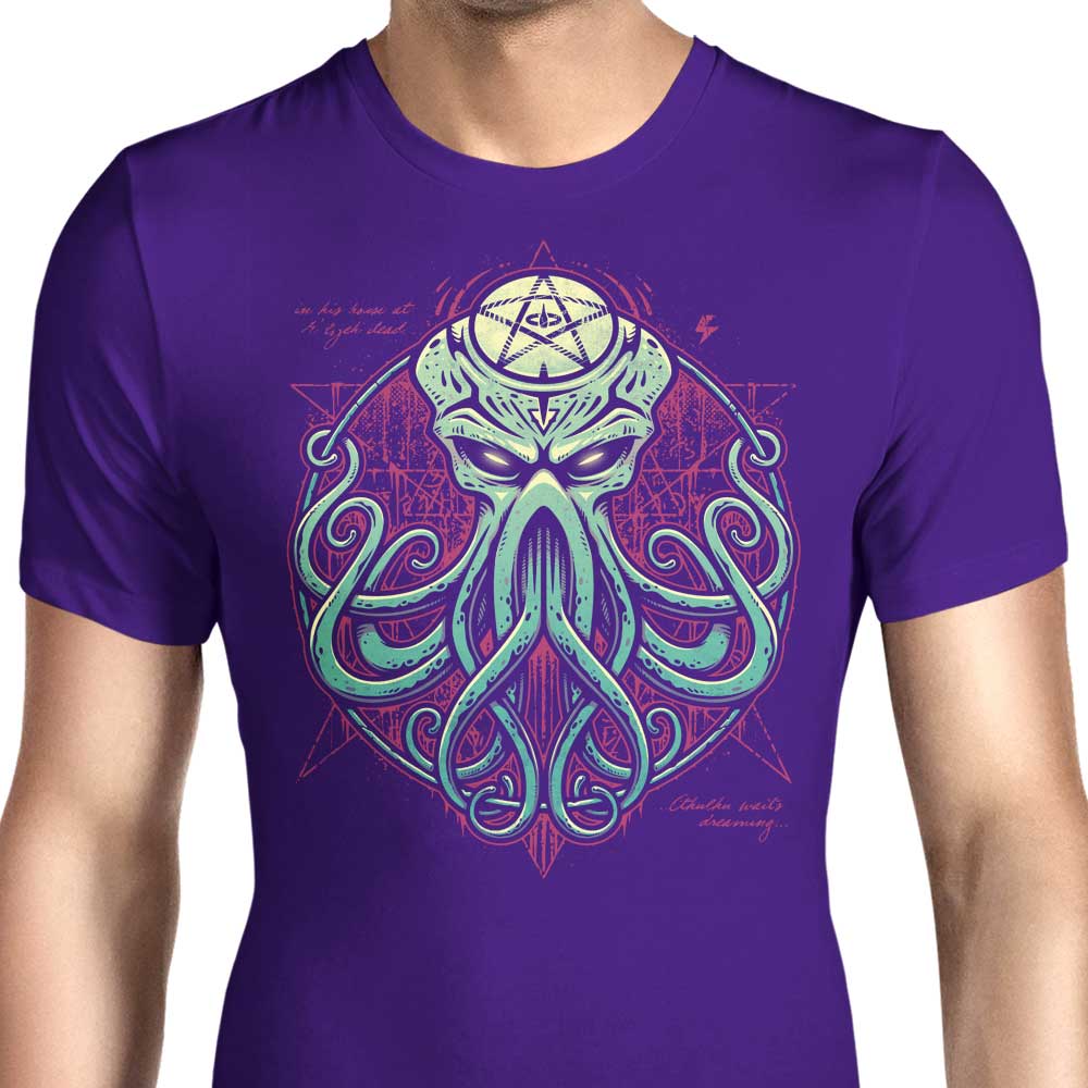 Cthulhu Awakens - Men's Apparel