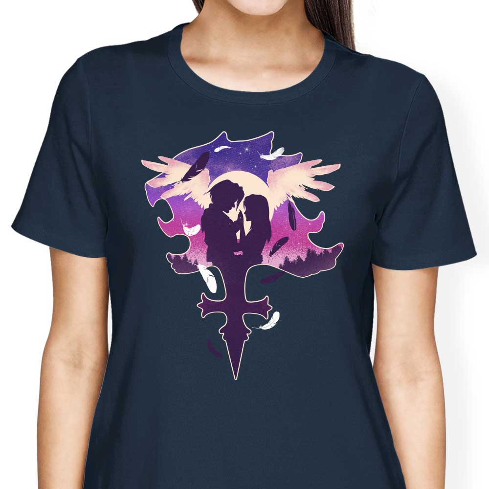 Eyes on Me - Women's Apparel