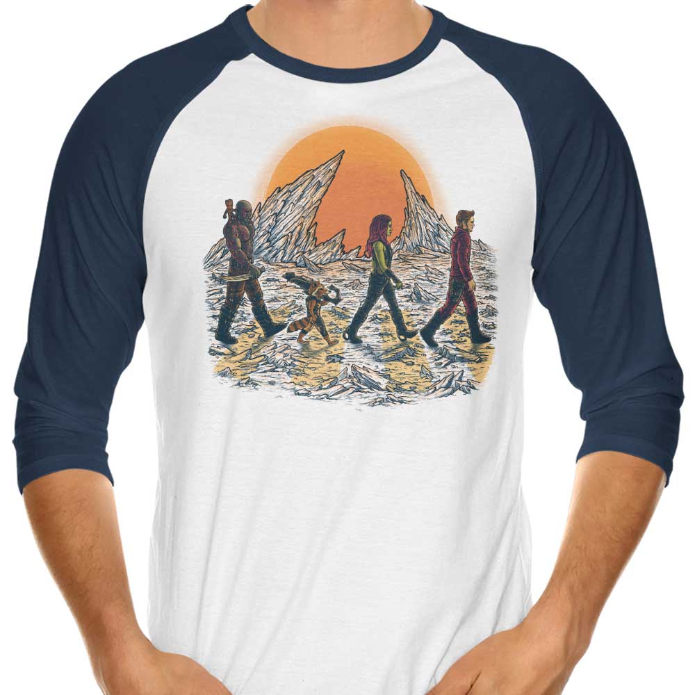 Guardians Road - 3/4 Sleeve Raglan T-Shirt