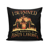 I survived the Mad Queen - Throw Pillow