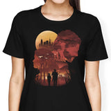 Last Silhouette - Women's Apparel