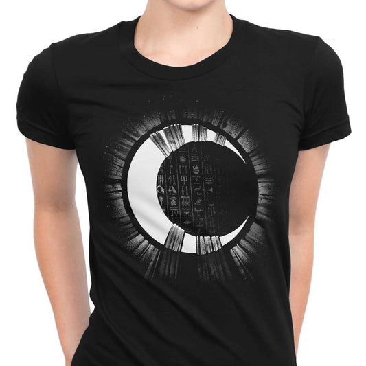 Moon Bust - Women's Apparel