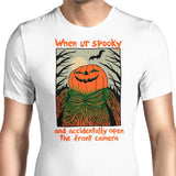 Spooky Selfie - Men's Apparel