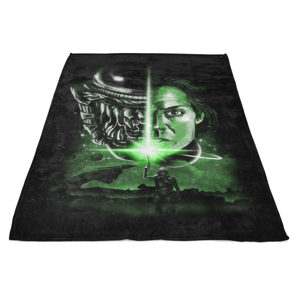 The Last Alien (Alt) - Fleece Blanket