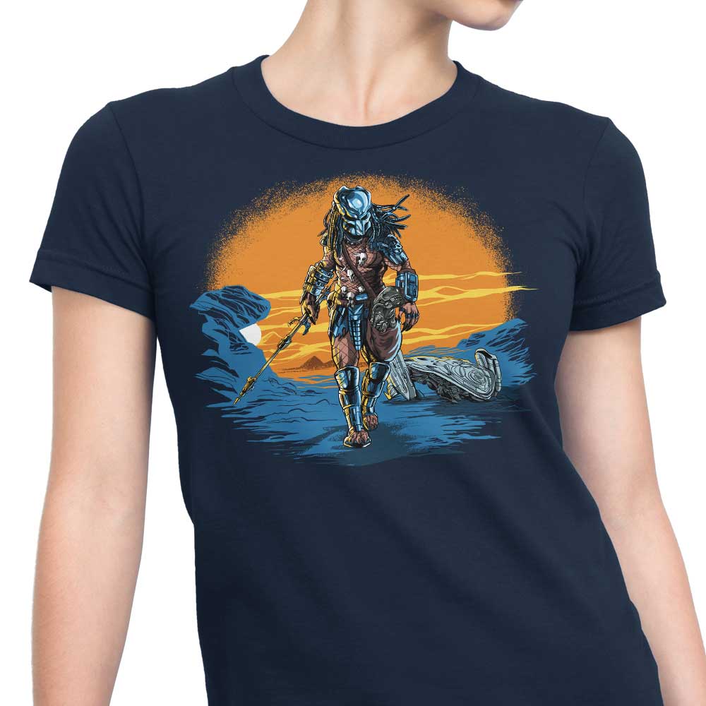 The Predalorian - Women's Apparel